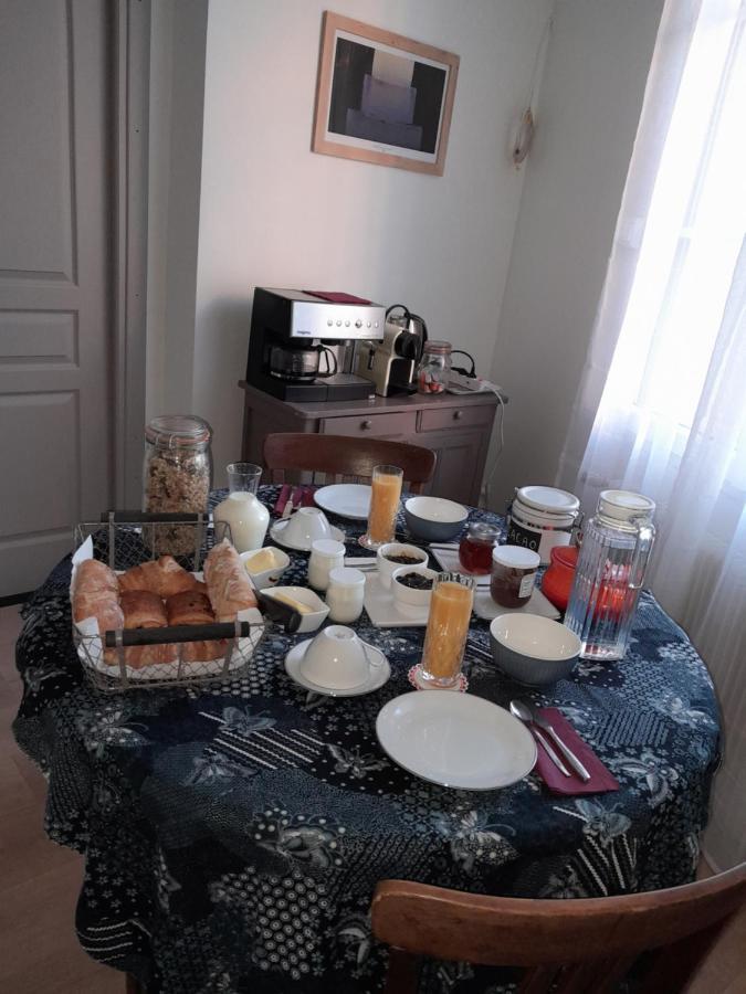La Pause Sous Le Pin B&B Chambres D'Hotes Capestang Buitenkant foto