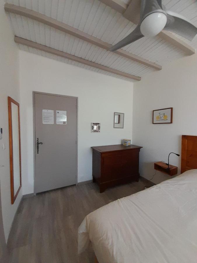 La Pause Sous Le Pin B&B Chambres D'Hotes Capestang Buitenkant foto